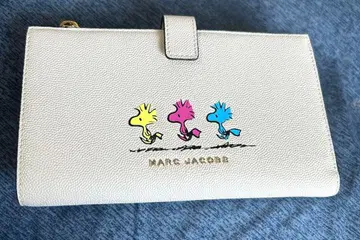 새상품급 MARC JACOBS 마크제이콥스 스누피 콜라보 장지갑