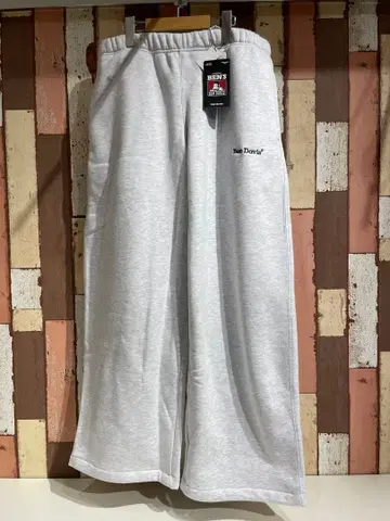 [ BEN DAVIS ] 스웨트 팬츠 25780050