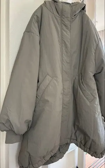 [ andme ] 오버 사이즈 후디 충전솜 다운 코트