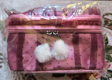 즉시 구매 JILLSTUART 홀리데이 2024 라즈베리 메이크업 파우치