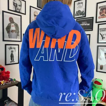 WIND AND SEA 로고 후디