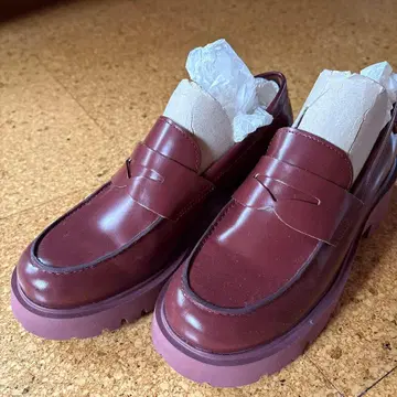 CHAMPER 다크 브라운 통굽 로퍼