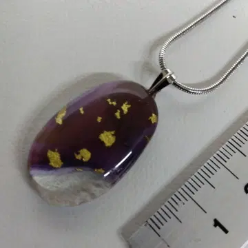 타원형 펜던트 목걸이