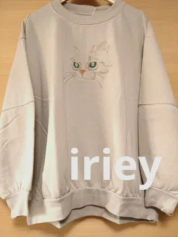iriey 쭈리 cat face 자수 맨투맨 풀오버 F