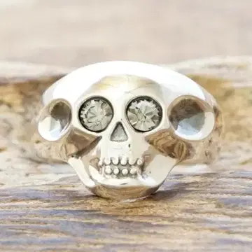 새상품 amp japan 스컬 반지 11호 실버925 핑키링