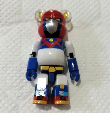 베어브릭 볼테스V