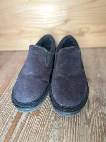 반스 v8301 스웨이드 보아 슬립온