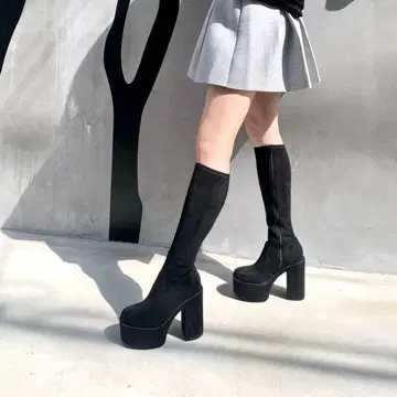 블랙스 스웨이드 롱 부츠 R&E