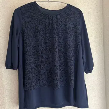 미제르 LL 네이비 꽃무늬 자수 7부 소매 튜닉