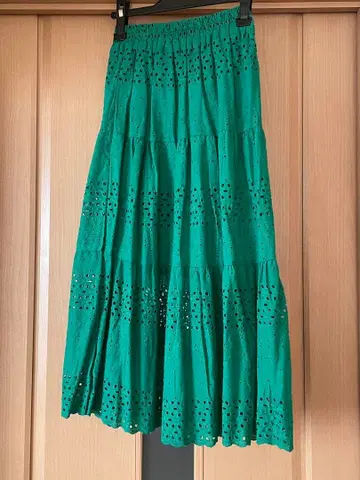 as know as pinky 롱 스커트 그린