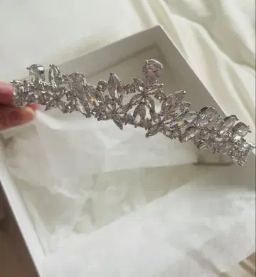 ANNAN WEDDING 지르코니아 높이 낮은 티아라