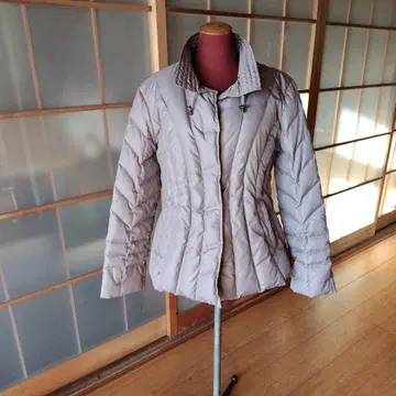 그레이 퀼팅 다운 자켓