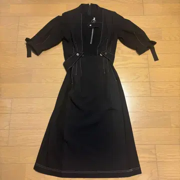 UNITED TOKYO 퍼프 유틸리티 원피스