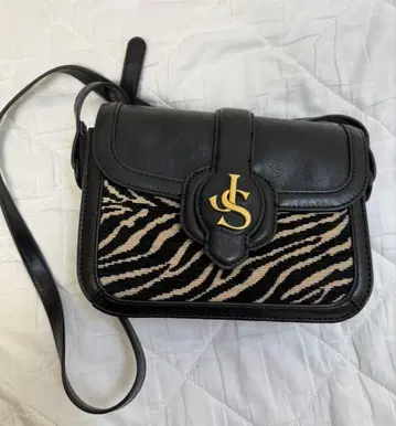 JEANASIS 제브라 패턴 숄더백