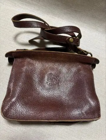 일비종떼 더블 지퍼 숄더백 다크 브라운