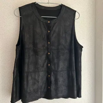 미제르 LL 블랙 가죽풍 슬리브리스 베스트