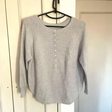 FRAMeWORK 그레이 버튼 달린 스웨터