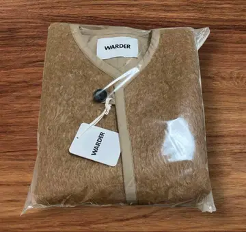 [ 미사용 ] WARDER  모헤어 샤기 리버서블 베스트 베이지