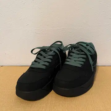 FILA 블랙 그린 스니커즈 댄스