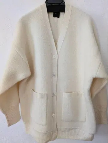 Spick and Span 아이보리 가디건