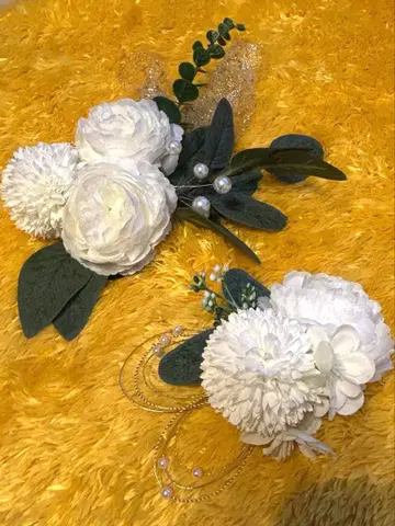 화이트 조화 머리 장식 일본 정통의상 소품 성인식