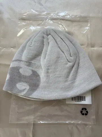 최종 가격 인하! 레어! sansangear 화이트 비니