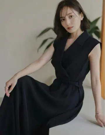 미사용 새상품 anuans 더블 새틴 테일러드 원피스 XS