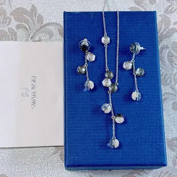 새상품급 Swarovski 크리스탈 목걸이 & 귀걸이 세트