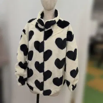 640 하트 무늬 보아 자켓