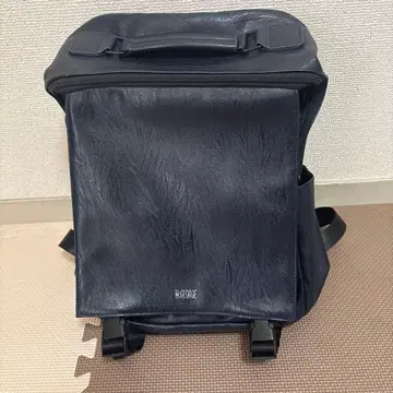 MGEORGE 네이비 가죽 백팩