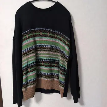 누메로 기하학 패턴 니트 스웨터 블랙과 그린