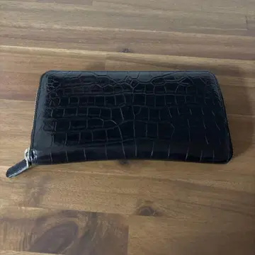 크로커다일 패턴 블랙 가죽풍 장지갑