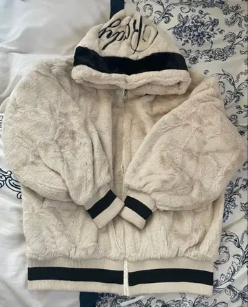 Rady 후드 로고 퍼 자켓 새상품급