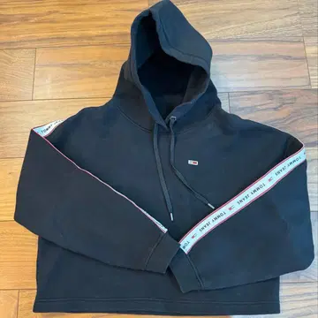 TOMMY HILFIGER 짧은 기장 후드티 M 사이즈