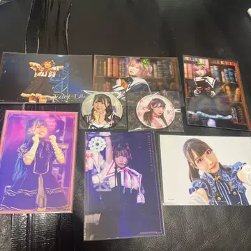 어솔트 릴리 아카오 히카루 브로마이드 & 캔뱃지