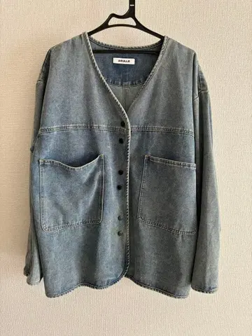 ARULLE V넥 데님 자켓 라이트 블루