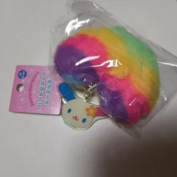 산리오 캐릭터즈 하트형 퍼 키링 우사하나