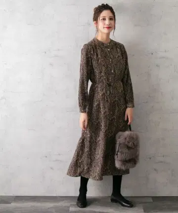 URBAN RESEARCH ROSSO 페이즐리 개더 원피스