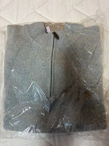 그레이 지퍼 니트 스웨터