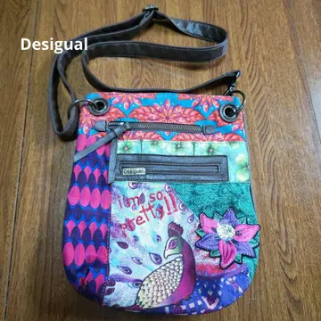 Desigual 디자인 다색 사용 숄더백