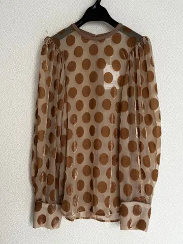 CLANE 클라네 BIG DOT OPAL TOPS 베이지