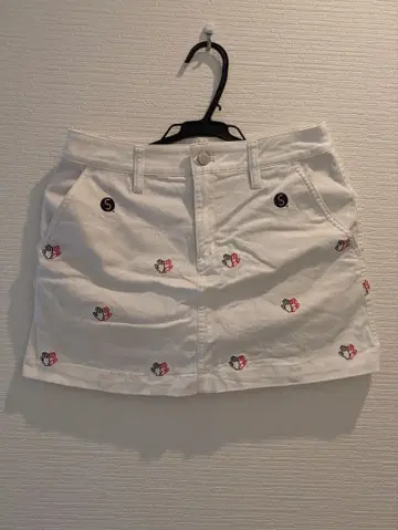 JACK BUNNY 자수 화이트 스커트