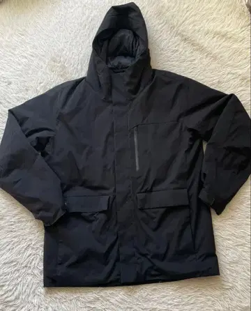 UNIQLO 하이브리드 다운 아우터