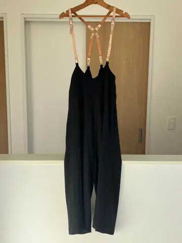 Ameri 블랙 스트랩 살로펫