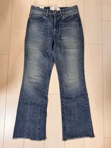 JANE SMITH 부츠컷 데님 25