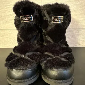 Juicy Couture 블랙 어그 부츠