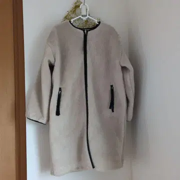 베이지 플리스 롱 자켓