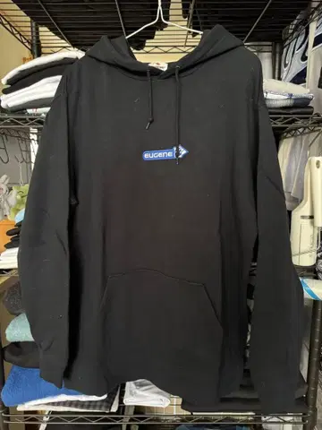EUGENE 후드티