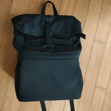 TOURIT 블랙 백팩 롤탑식