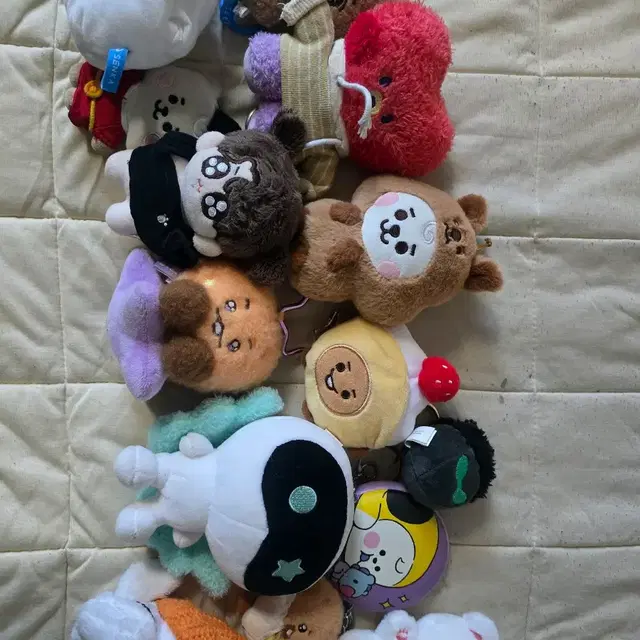 방탄소년단 인형 팝니다! RJ 슈키 BT21 꾹뚜홉온더스테이도토리